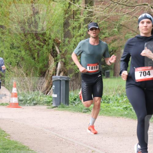 19.04.2026 - Hammer Lauf Lena Gebhardt http://msf.ph/oto/9564248 19.04.2026 10:17:51 Laufen 1819, 94, 836, 704 meine-sportfotos.de