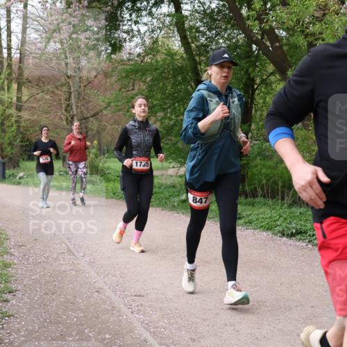 19.04.2026 - Hammer Lauf Lena Gebhardt http://msf.ph/oto/9564371 19.04.2026 10:20:12 Laufen 526, 1735, 847, 16, 312 meine-sportfotos.de