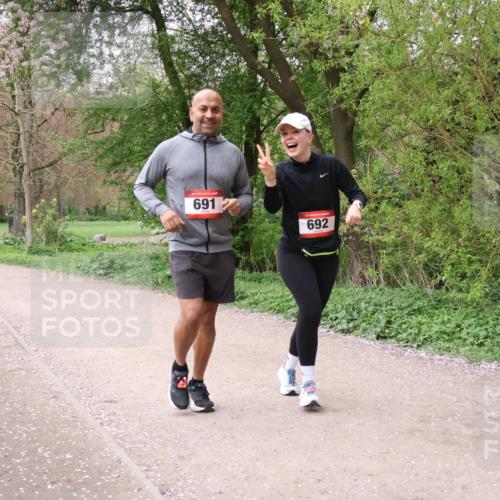 19.04.2026 - Hammer Lauf Lena Gebhardt http://msf.ph/oto/9564429 19.04.2026 10:21:33 Laufen 691, 692 meine-sportfotos.de