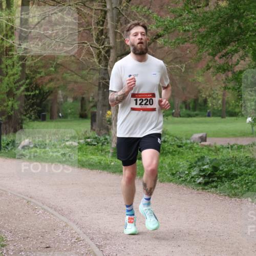 19.04.2026 - Hammer Lauf Lena Gebhardt http://msf.ph/oto/9564430 19.04.2026 10:21:45 Laufen 16, 1220 meine-sportfotos.de