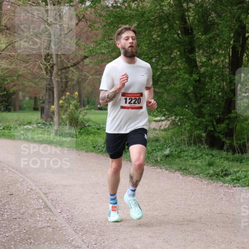 19.04.2026 - Hammer Lauf Lena Gebhardt http://msf.ph/oto/9564432 19.04.2026 10:21:46 Laufen 16, 1220 meine-sportfotos.de