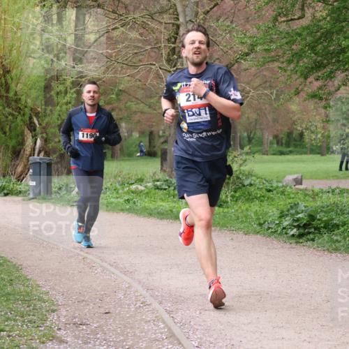 19.04.2026 - Hammer Lauf Lena Gebhardt http://msf.ph/oto/9564547 19.04.2026 10:25:49 Laufen 214, 1190 meine-sportfotos.de