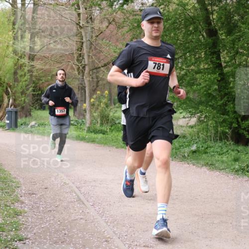 19.04.2026 - Hammer Lauf Lena Gebhardt http://msf.ph/oto/9564604 19.04.2026 10:28:38 Laufen 1614, 1357, 16, 781 meine-sportfotos.de