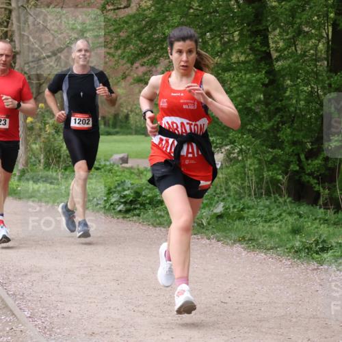 19.04.2026 - Hammer Lauf Lena Gebhardt http://msf.ph/oto/9564802 19.04.2026 10:35:55 Laufen 1323, 1202 meine-sportfotos.de