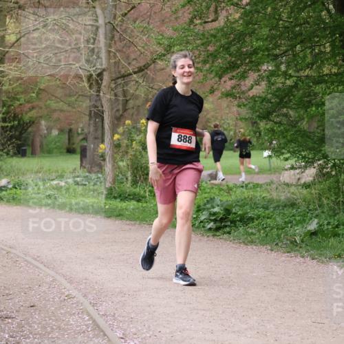 19.04.2026 - Hammer Lauf Lena Gebhardt http://msf.ph/oto/9565262 19.04.2026 10:47:26 Laufen 798, 888 meine-sportfotos.de