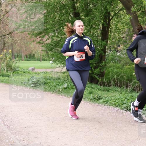 19.04.2026 - Hammer Lauf Lena Gebhardt http://msf.ph/oto/9565289 19.04.2026 10:47:59 Laufen 141, 46, 441 meine-sportfotos.de