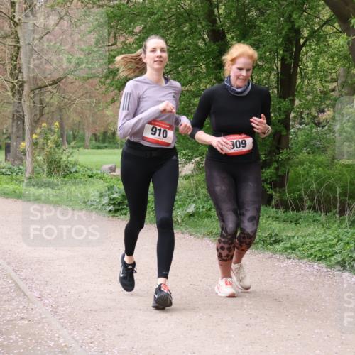 19.04.2026 - Hammer Lauf Lena Gebhardt http://msf.ph/oto/9565311 19.04.2026 10:48:46 Laufen 16, 910, 909 meine-sportfotos.de