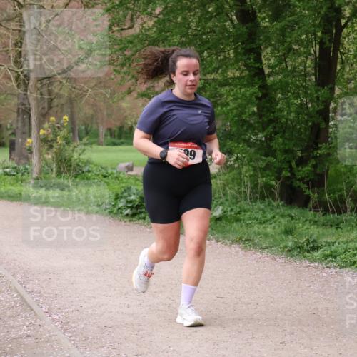 19.04.2026 - Hammer Lauf Lena Gebhardt http://msf.ph/oto/9565358 19.04.2026 10:49:58 Laufen 16, 99 meine-sportfotos.de