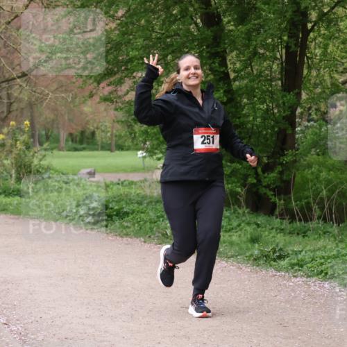 19.04.2026 - Hammer Lauf Lena Gebhardt http://msf.ph/oto/9565396 19.04.2026 10:51:05 Laufen 16, 251 meine-sportfotos.de
