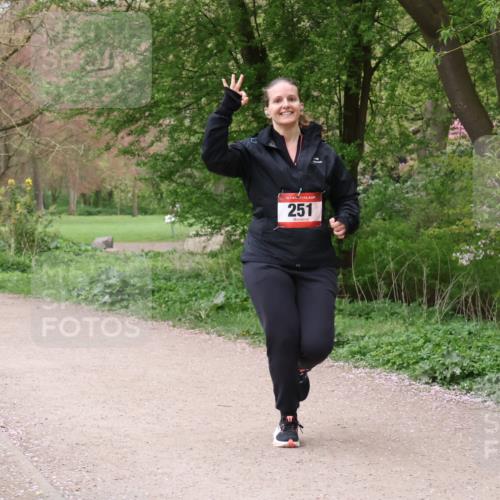 19.04.2026 - Hammer Lauf Lena Gebhardt http://msf.ph/oto/9565397 19.04.2026 10:51:06 Laufen 16, 251 meine-sportfotos.de