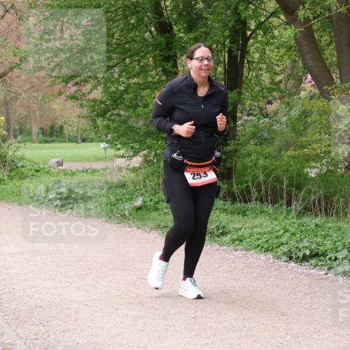 19.04.2026 - Hammer Lauf Lena Gebhardt http://msf.ph/oto/9565428 19.04.2026 10:51:52 Laufen 253 meine-sportfotos.de