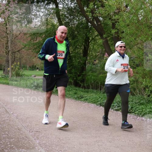 19.04.2026 - Hammer Lauf Lena Gebhardt http://msf.ph/oto/9565657 19.04.2026 11:02:25 Laufen 220, 219 meine-sportfotos.de