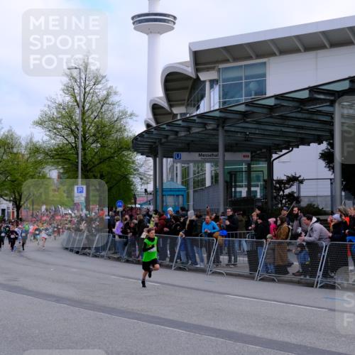 25.04.2026 - Das Zehntel Tim E. http://msf.ph/oto/9566258 25.04.2026 08:30:38 Ziel  meine-sportfotos.de