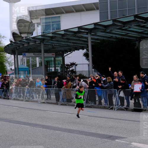 25.04.2026 - Das Zehntel Tim E. http://msf.ph/oto/9566263 25.04.2026 08:30:39 Ziel  meine-sportfotos.de