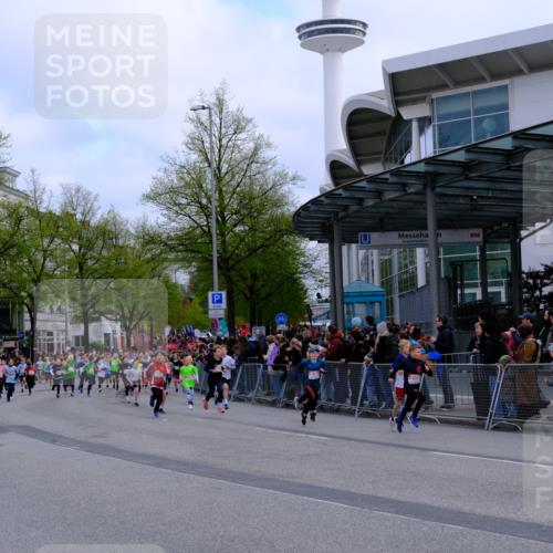 25.04.2026 - Das Zehntel Tim E. http://msf.ph/oto/9566265 25.04.2026 08:30:43 Ziel  meine-sportfotos.de