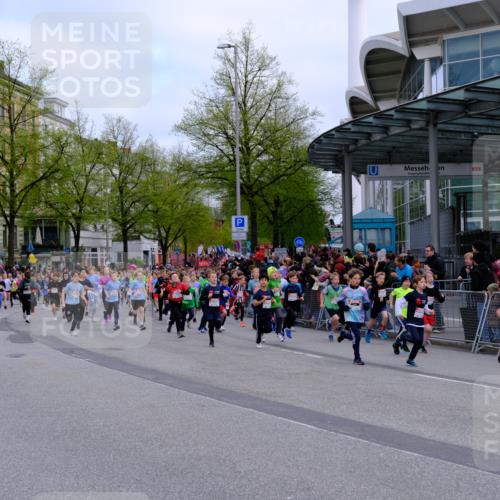 25.04.2026 - Das Zehntel Tim E. http://msf.ph/oto/9566273 25.04.2026 08:30:50 Ziel  meine-sportfotos.de