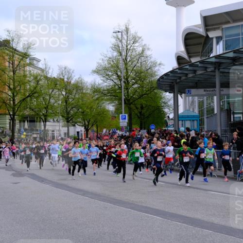 25.04.2026 - Das Zehntel Tim E. http://msf.ph/oto/9566275 25.04.2026 08:30:51 Ziel  meine-sportfotos.de