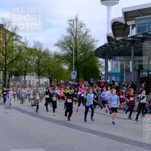 25.04.2026 - Das Zehntel Tim E. http://msf.ph/oto/9566281 25.04.2026 08:30:53 Ziel  meine-sportfotos.de