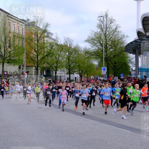 25.04.2026 - Das Zehntel Tim E. http://msf.ph/oto/9566296 25.04.2026 08:30:56 Ziel  meine-sportfotos.de
