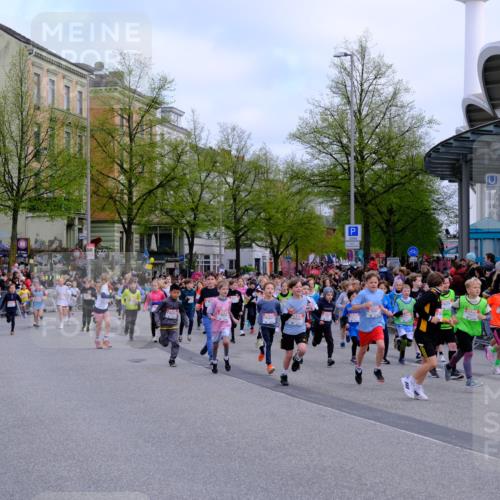 25.04.2026 - Das Zehntel Tim E. http://msf.ph/oto/9566297 25.04.2026 08:30:56 Ziel  meine-sportfotos.de
