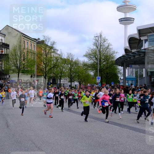 25.04.2026 - Das Zehntel Tim E. http://msf.ph/oto/9566309 25.04.2026 08:31:00 Ziel  meine-sportfotos.de
