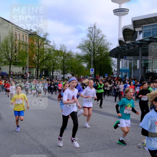 25.04.2026 - Das Zehntel Tim E. http://msf.ph/oto/9566325 25.04.2026 08:31:03 Ziel  meine-sportfotos.de