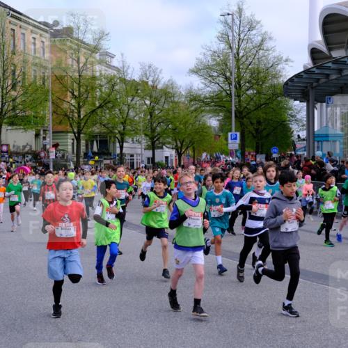 25.04.2026 - Das Zehntel Tim E. http://msf.ph/oto/9566350 25.04.2026 08:31:08 Ziel  meine-sportfotos.de