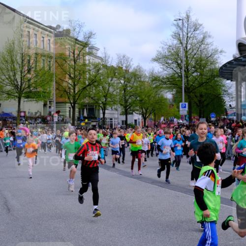 25.04.2026 - Das Zehntel Tim E. http://msf.ph/oto/9566352 25.04.2026 08:31:10 Ziel  meine-sportfotos.de