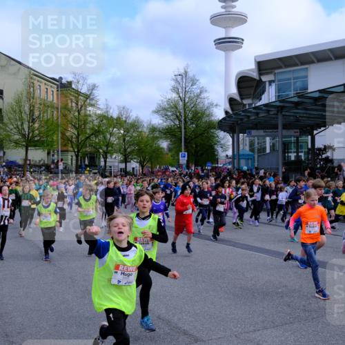 25.04.2026 - Das Zehntel Tim E. http://msf.ph/oto/9566428 25.04.2026 08:31:35 Ziel  meine-sportfotos.de