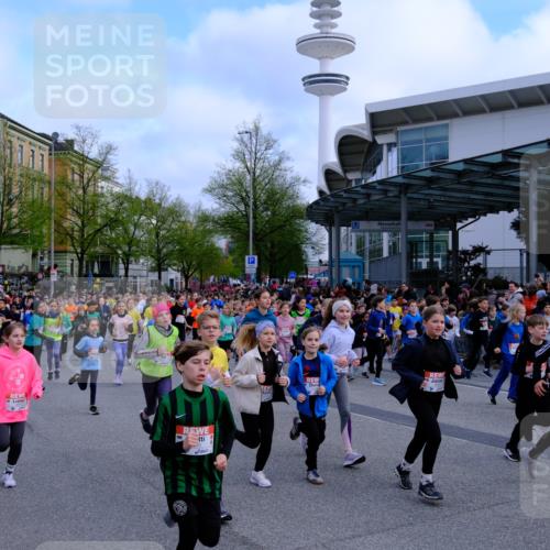 25.04.2026 - Das Zehntel Tim E. http://msf.ph/oto/9566441 25.04.2026 08:31:38 Ziel  meine-sportfotos.de
