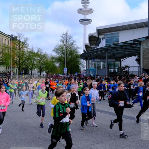 25.04.2026 - Das Zehntel Tim E. http://msf.ph/oto/9566442 25.04.2026 08:31:38 Ziel  meine-sportfotos.de