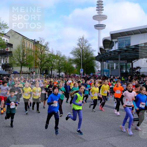 25.04.2026 - Das Zehntel Tim E. http://msf.ph/oto/9566449 25.04.2026 08:31:41 Ziel  meine-sportfotos.de