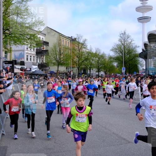 25.04.2026 - Das Zehntel Tim E. http://msf.ph/oto/9566486 25.04.2026 08:31:51 Ziel  meine-sportfotos.de