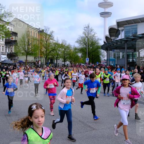 25.04.2026 - Das Zehntel Tim E. http://msf.ph/oto/9566491 25.04.2026 08:31:53 Ziel  meine-sportfotos.de