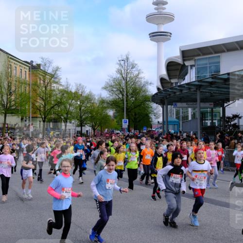 25.04.2026 - Das Zehntel Tim E. http://msf.ph/oto/9566498 25.04.2026 08:31:55 Ziel  meine-sportfotos.de