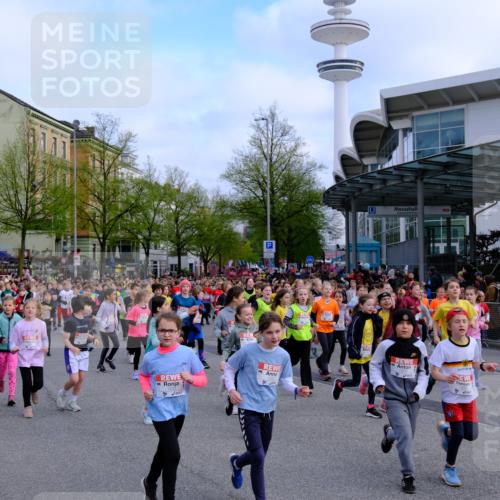 25.04.2026 - Das Zehntel Tim E. http://msf.ph/oto/9566500 25.04.2026 08:31:56 Ziel  meine-sportfotos.de