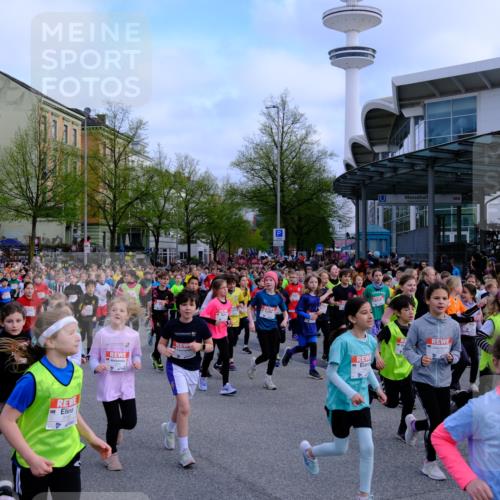 25.04.2026 - Das Zehntel Tim E. http://msf.ph/oto/9566505 25.04.2026 08:31:57 Ziel  meine-sportfotos.de