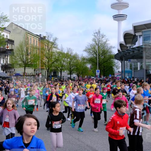 25.04.2026 - Das Zehntel Tim E. http://msf.ph/oto/9566518 25.04.2026 08:32:03 Ziel  meine-sportfotos.de