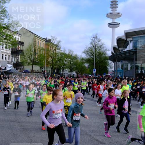 25.04.2026 - Das Zehntel Tim E. http://msf.ph/oto/9566563 25.04.2026 08:32:18 Ziel  meine-sportfotos.de