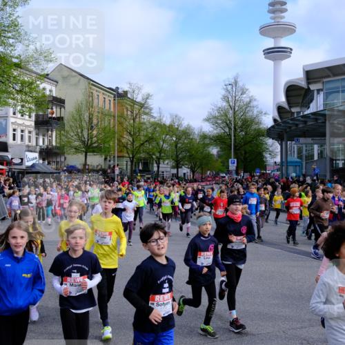 25.04.2026 - Das Zehntel Tim E. http://msf.ph/oto/9566574 25.04.2026 08:32:21 Ziel  meine-sportfotos.de