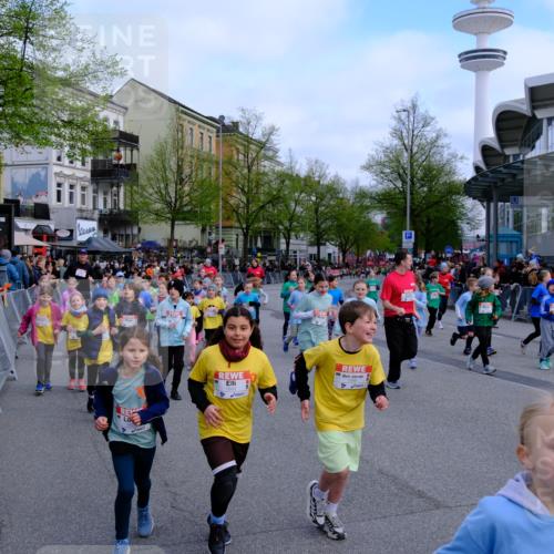25.04.2026 - Das Zehntel Tim E. http://msf.ph/oto/9566599 25.04.2026 08:32:32 Ziel  meine-sportfotos.de