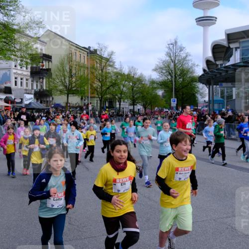 25.04.2026 - Das Zehntel Tim E. http://msf.ph/oto/9566601 25.04.2026 08:32:32 Ziel  meine-sportfotos.de