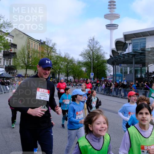 25.04.2026 - Das Zehntel Tim E. http://msf.ph/oto/9566616 25.04.2026 08:32:37 Ziel  meine-sportfotos.de