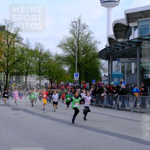 25.04.2026 - Das Zehntel Tim E. http://msf.ph/oto/9566622 25.04.2026 08:32:49 Ziel  meine-sportfotos.de