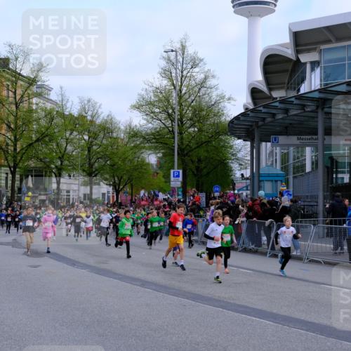 25.04.2026 - Das Zehntel Tim E. http://msf.ph/oto/9566623 25.04.2026 08:32:50 Ziel  meine-sportfotos.de