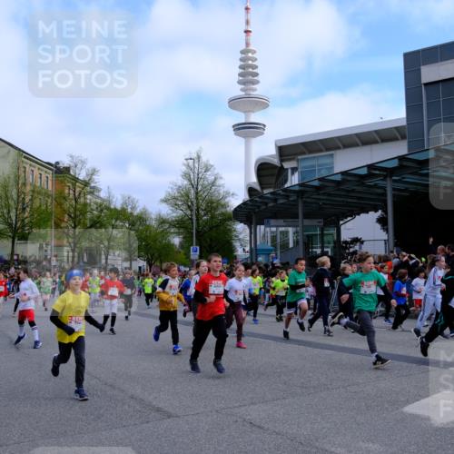 25.04.2026 - Das Zehntel Tim E. http://msf.ph/oto/9566683 25.04.2026 08:33:27 Ziel  meine-sportfotos.de