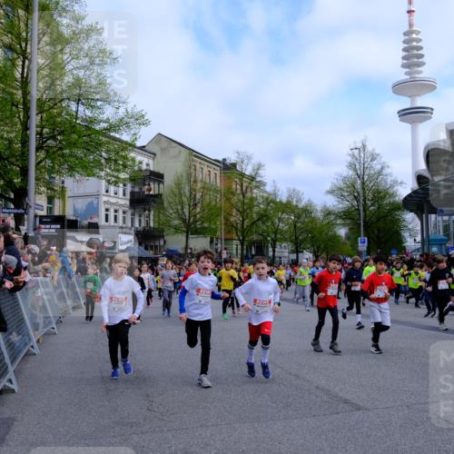 25.04.2026 - Das Zehntel Tim E. http://msf.ph/oto/9566685 25.04.2026 08:33:28 Ziel  meine-sportfotos.de