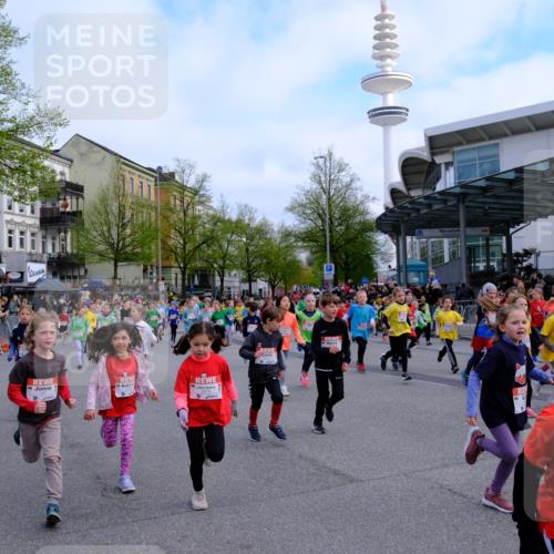 25.04.2026 - Das Zehntel Tim E. http://msf.ph/oto/9566705 25.04.2026 08:33:37 Ziel  meine-sportfotos.de