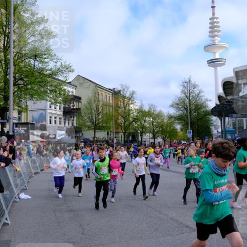 25.04.2026 - Das Zehntel Tim E. http://msf.ph/oto/9566737 25.04.2026 08:33:47 Ziel  meine-sportfotos.de
