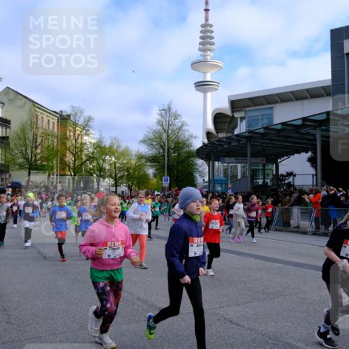 25.04.2026 - Das Zehntel Tim E. http://msf.ph/oto/9566754 25.04.2026 08:33:53 Ziel  meine-sportfotos.de